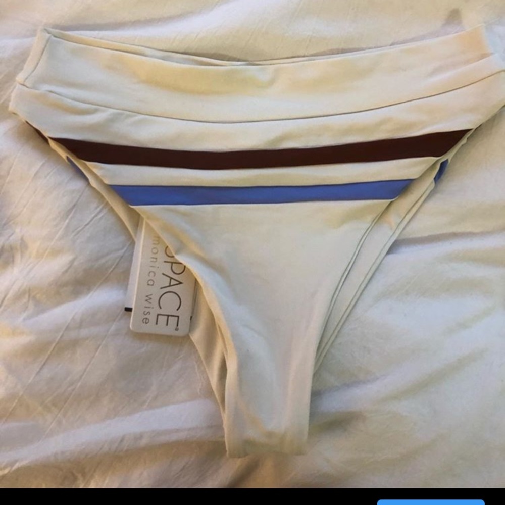 L*Space bikini - Picture 6 of 8